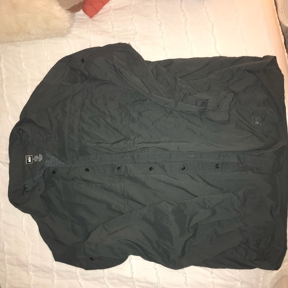Men’s long sleeve button up shirt